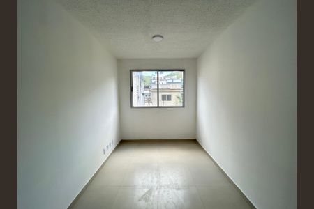 Sala de apartamento para alugar com 2 quartos, 42m² em Engenho da Rainha, Rio de Janeiro