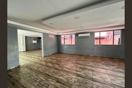 Apartamento para alugar com 42m², 2 quartos e sem vagaÁrea comum - Salão de festas