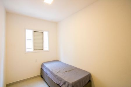 Quarto 2 de apartamento para alugar com 2 quartos, 43m² em Vila Guarani, Santo André