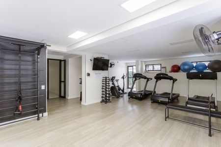 Apartamento para alugar com 71m², 2 quartos e 2 vagasÁrea comum - Academia