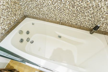 Apartamento para alugar com 71m², 2 quartos e 2 vagasBanheiro