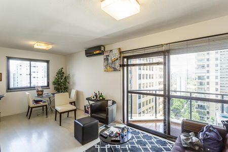 Sala de apartamento para alugar com 2 quartos, 71m² em Itaim Bibi, São Paulo