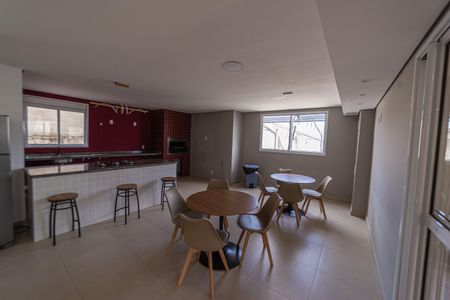 Apartamento para alugar com 37m², 2 quartos e sem vagaÁrea comum - Churrasqueira