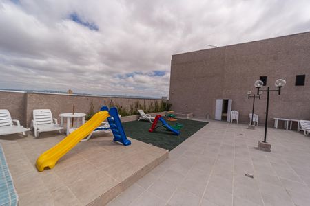 Apartamento para alugar com 37m², 2 quartos e sem vagaÁrea comum - Piscina