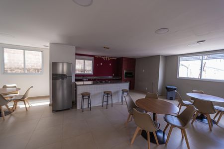 Apartamento para alugar com 37m², 2 quartos e sem vagaÁrea comum - Churrasqueira