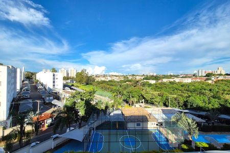 Apartamento à venda com 100m², 2 quartos e 2 vagasVista da Sala 