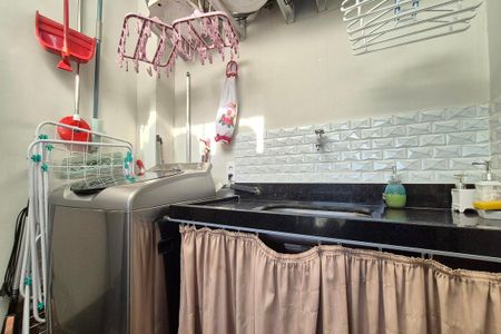 Apartamento à venda com 100m², 2 quartos e 2 vagasÁrea de Serviço