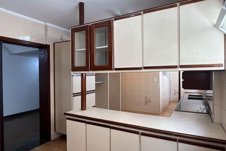 Apartamento para alugar com 186m², 3 quartos e 1 vagaCozinha