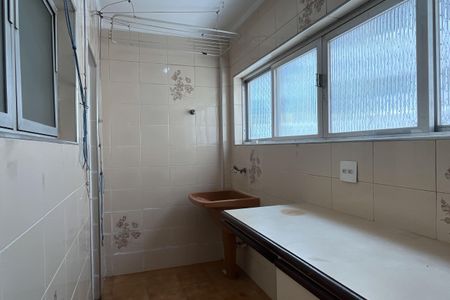 Apartamento para alugar com 186m², 3 quartos e 1 vagaÁrea de Serviço