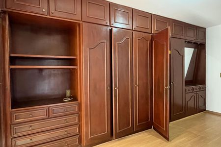 Apartamento para alugar com 186m², 3 quartos e 1 vagaSuite 