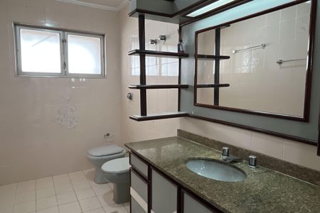 Apartamento para alugar com 186m², 3 quartos e 1 vagaBanheiro