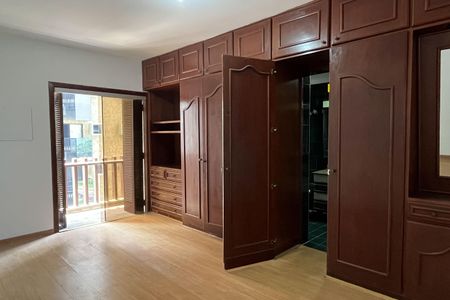 Apartamento para alugar com 186m², 3 quartos e 1 vagaSuite 