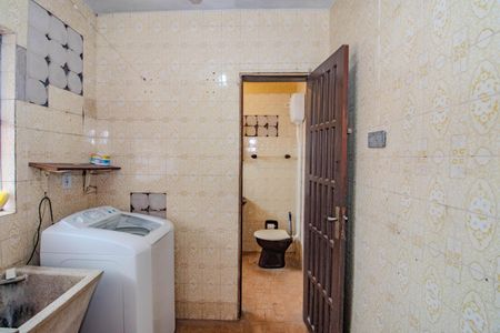 Casa à venda com 192m², 3 quartos e 2 vagasÁrea de Serviço