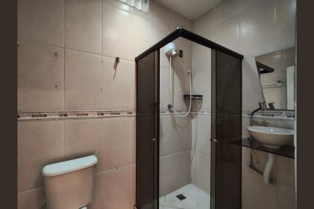 Apartamento à venda com 90m², 2 quartos e sem vaga Apartamento à venda com 90m², 2 quartos e sem vagaBanheiro Corredor