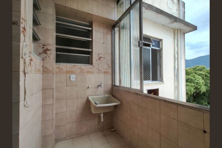 Apartamento à venda com 90m², 2 quartos e sem vaga Apartamento à venda com 90m², 2 quartos e sem vagaÁrea de Serviço