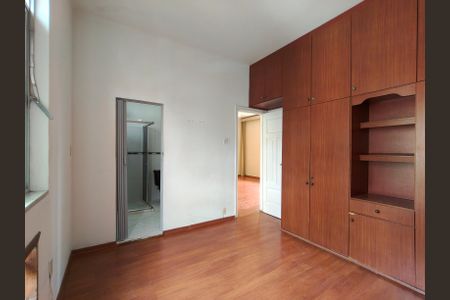 Apartamento à venda com 90m², 2 quartos e sem vaga Apartamento à venda com 90m², 2 quartos e sem vagaSuíte