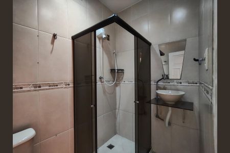 Apartamento à venda com 90m², 2 quartos e sem vaga Apartamento à venda com 90m², 2 quartos e sem vagaBanheiro Corredor