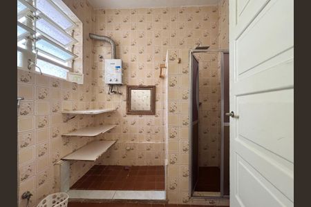 Apartamento para alugar com 130m², 3 quartos e sem vagaBanheiro social