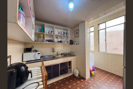 Apartamento para alugar com 130m², 3 quartos e sem vagaCozinha