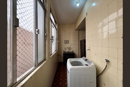 Apartamento para alugar com 130m², 3 quartos e sem vagaÁrea de serviço