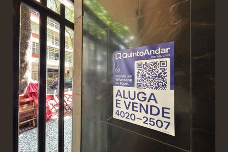 Apartamento para alugar com 130m², 3 quartos e sem vagaPlaca