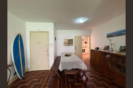 Apartamento para alugar com 130m², 3 quartos e sem vagaSala