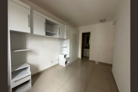 Apartamento à venda com 70m², 2 quartos e 1 vagaSuite