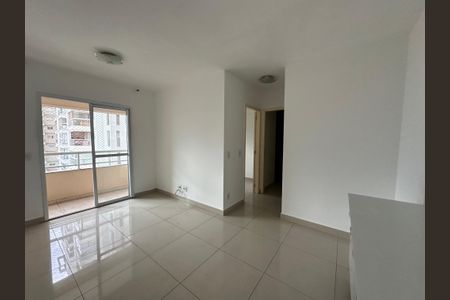Apartamento à venda com 70m², 2 quartos e 1 vagaSala
