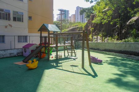 Apartamento para alugar com 54m², 2 quartos e 1 vagaÁrea comum - Playground