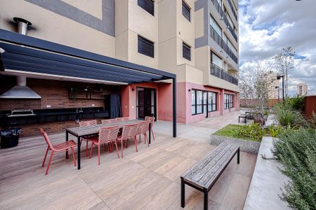 Apartamento para alugar com 69m², 2 quartos e 1 vagaÁrea comum - Churrasqueira