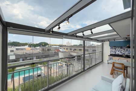 Cozinha e varanda de apartamento à venda com 1 quarto, 113m² em Ipiranga, São Paulo