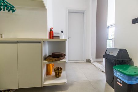 Casa de condomínio à venda com 456m², 4 quartos e 6 vagasÁrea de Serviço