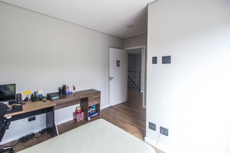 Casa de condomínio à venda com 456m², 4 quartos e 6 vagasSuíte 2