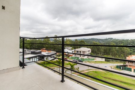 Casa de condomínio à venda com 456m², 4 quartos e 6 vagasVaranda