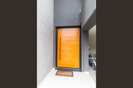 Casa de condomínio à venda com 456m², 4 quartos e 6 vagasEntrada