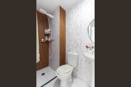 Apartamento para alugar com 32m², 2 quartos e sem vaga Apartamento para alugar com 32m², 2 quartos e sem vagaBanheiro