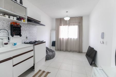 Sala - Cozinha de apartamento para alugar com 2 quartos, 32m² em Colônia (zona Leste), São Paulo