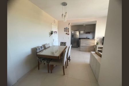 Apartamento à venda com 2 quartos, 66m² em Marechal Rondon, Canoas