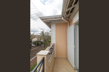 Casa de condomínio à venda com 140m², 3 quartos e 4 vagas Casa de condomínio à venda com 140m², 3 quartos e 4 vagasSacada da Suíte