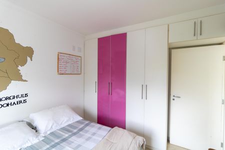 Casa de condomínio à venda com 140m², 3 quartos e 4 vagas Casa de condomínio à venda com 140m², 3 quartos e 4 vagasQuarto 01