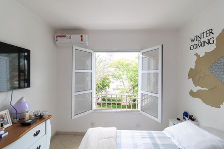 Casa de condomínio à venda com 140m², 3 quartos e 4 vagas Casa de condomínio à venda com 140m², 3 quartos e 4 vagasQuarto 01