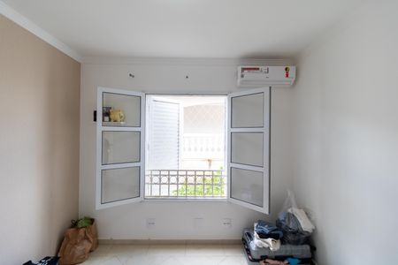 Casa de condomínio à venda com 140m², 3 quartos e 4 vagas Casa de condomínio à venda com 140m², 3 quartos e 4 vagasQuarto 02