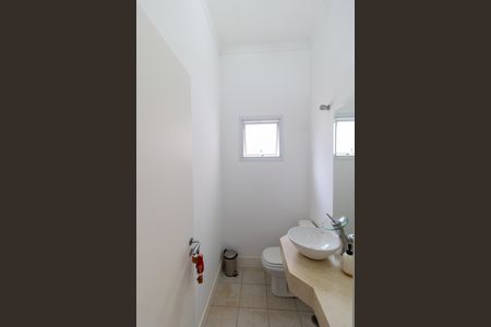 Casa de condomínio à venda com 140m², 3 quartos e 4 vagas Casa de condomínio à venda com 140m², 3 quartos e 4 vagasLavabo