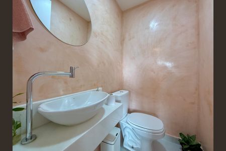 Apartamento à venda com 84m², 2 quartos e 2 vagas Apartamento à venda com 84m², 2 quartos e 2 vagasLavabo