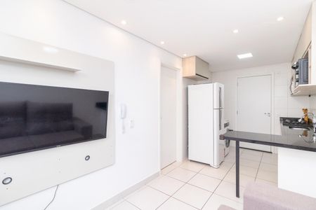 Sala de apartamento para alugar com 1 quarto, 28m² em Vila Penteado, São Paulo