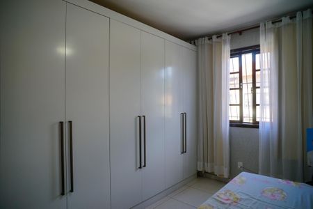 Casa de condomínio à venda com 80m², 3 quartos e 1 vagaQuarto 2