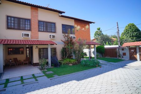 Casa de condomínio à venda com 80m², 3 quartos e 1 vagaFachada