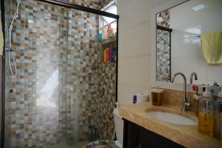 Casa de condomínio à venda com 80m², 3 quartos e 1 vagaBanheiro Social