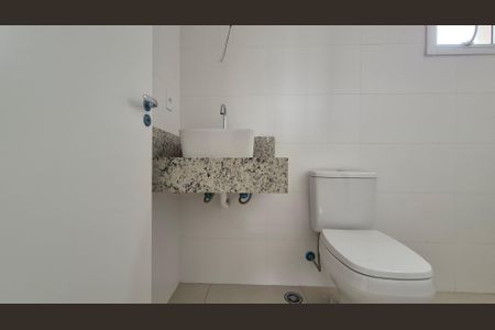 Apartamento para alugar com 69m², 2 quartos e 2 vagasBanheiro