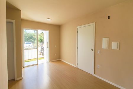 Sala de apartamento para alugar com 2 quartos, 55m² em Olaria, Canoas
